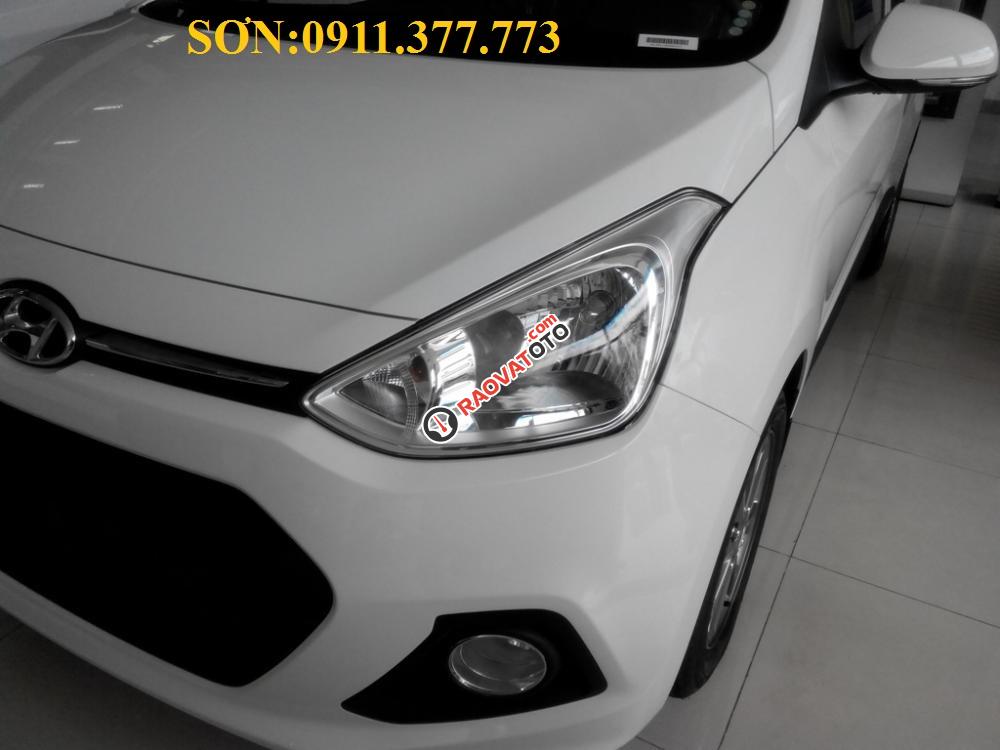 Cần bán xe Hyundai Grand i10 mới, màu trắng - LH Ngọc Sơn: 0911.377.773-7