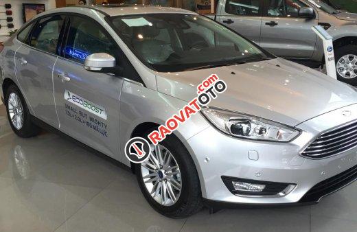 Liên hệ: 0908869497 - Bán Ford Focus Trend 2018 - hỗ trợ trả góp đến 80%-19