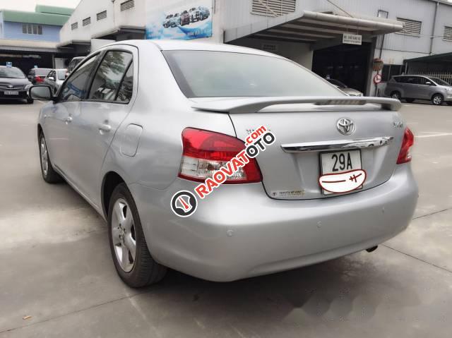 Bán Toyota Yaris 1.3 đời 2007, màu bạc, nhập khẩu  -1