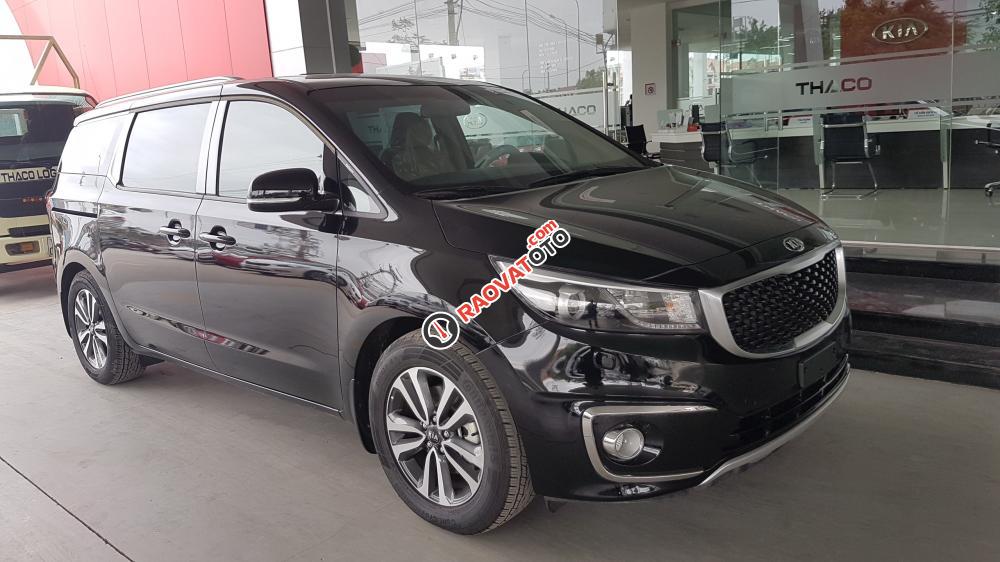 Bán ô tô Kia Sedona 3.3 GATH đời 2017, màu đen-3