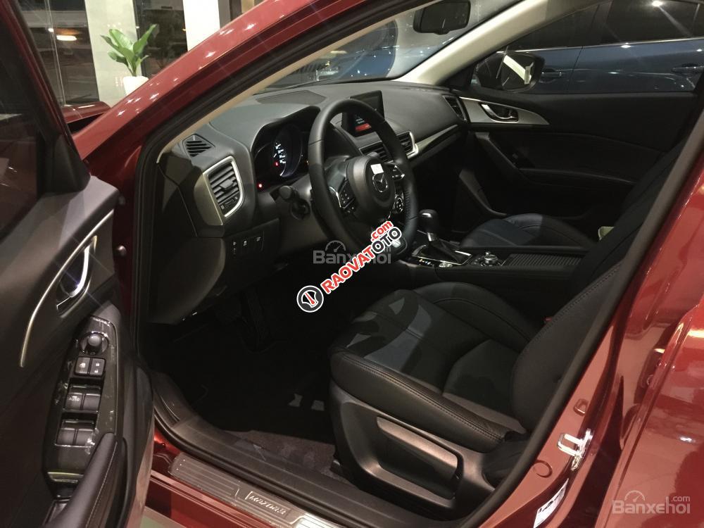 Mazda 3 Facelift 2017 thanh toán 180 triệu - lăn bánh-6