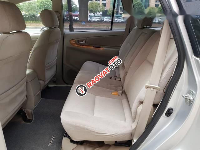 Bán ô tô Toyota Innova 2011, màu bạc chính chủ, 465tr-3