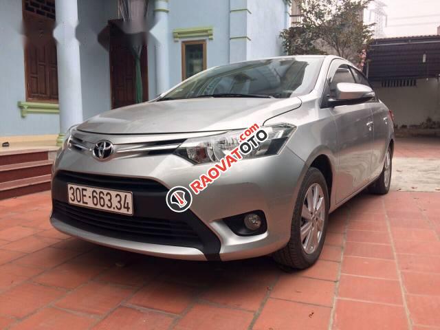 Chính chủ bán xe Toyota Vios 2016, màu bạc-1