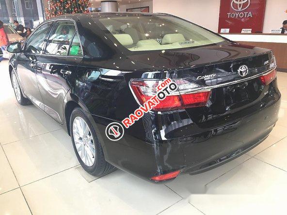 Bán ô tô Toyota Camry 2.0E đời 2017, màu đen-3