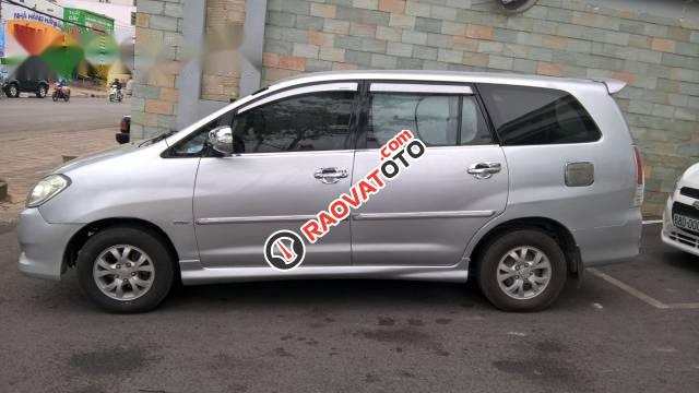 Cần bán Toyota Innova G đời 2007, màu bạc-0