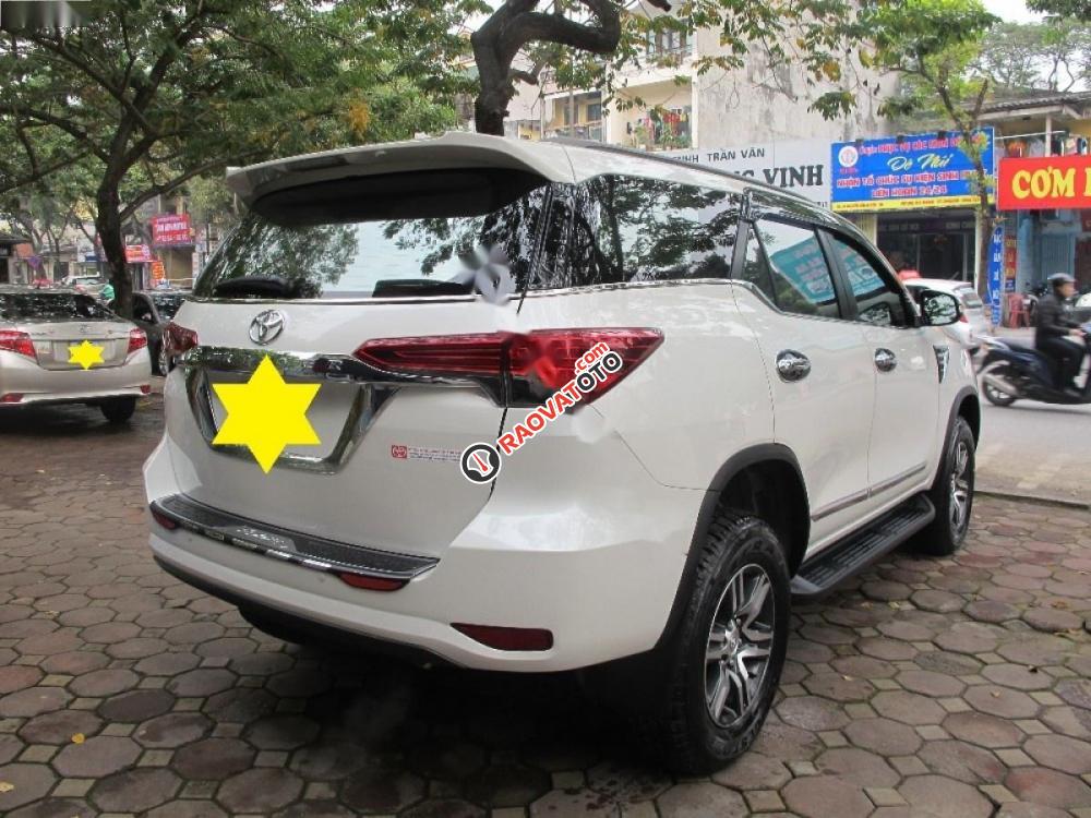 Bán Toyota Fortuner 2.7V 4x2 AT đời 2016, màu trắng, xe nhập-6