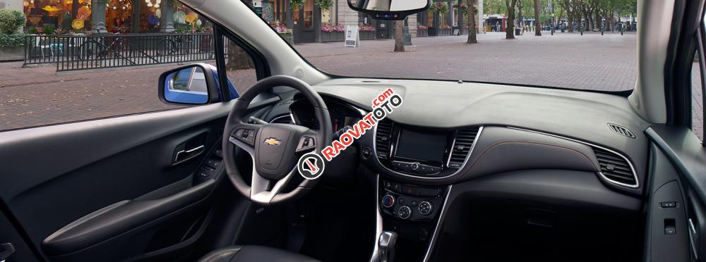 Cần bán xe Chevrolet Trax LT tự động xe đủ màu, nhập khẩu chính hãng Lh 0934022388 giá kịch sàn-1