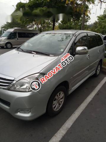 Bán ô tô Toyota Innova đời 2008, màu bạc-0