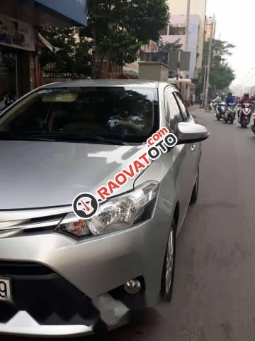 Bán xe Toyota Vios AT đời 2016, màu bạc, giá 520tr-0