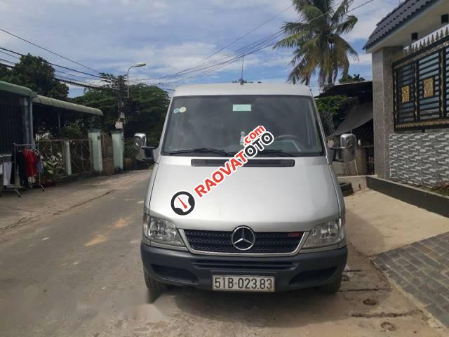 Bán xe Mercedes Sprinter đời 2004, màu bạc còn mới, giá tốt-0