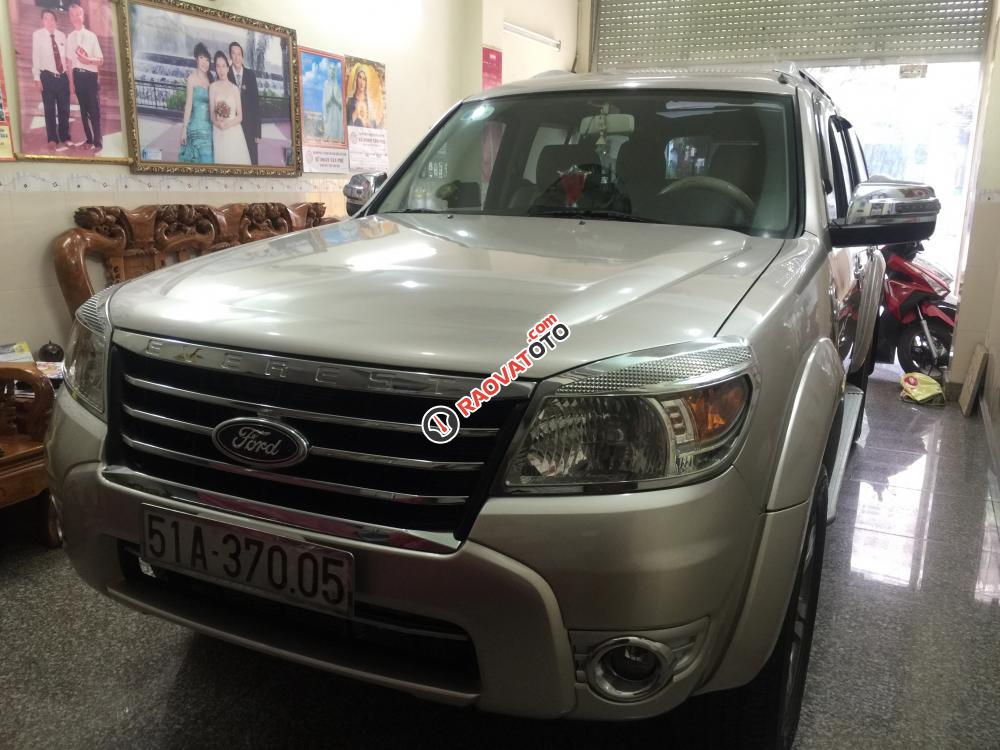 Ford Everest 2012 số sàn, màu hồng phấn, 595tr-1