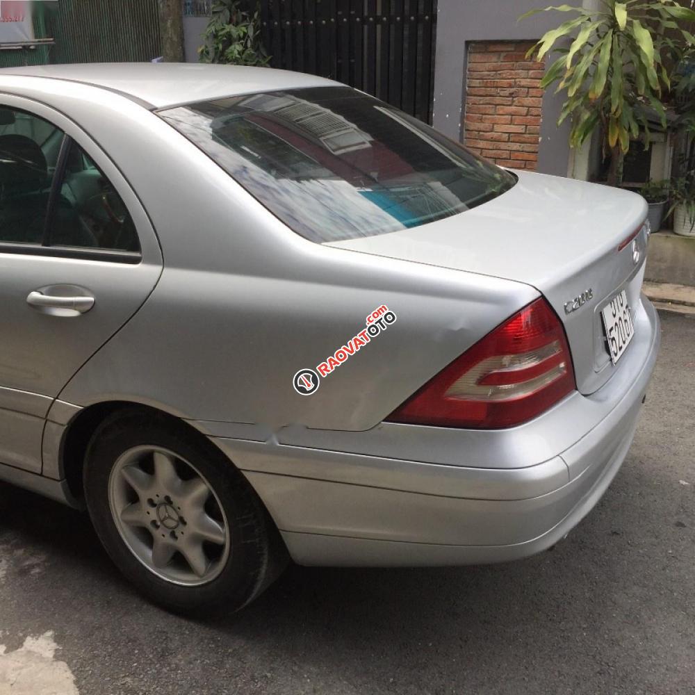 Bán Mercedes C180 Kompressor đời 2004, màu bạc chính chủ, giá chỉ 240 triệu-4