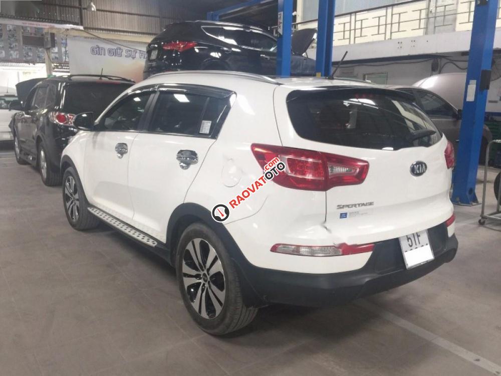 Bán ô tô Kia Sportage sản xuất 2013, màu trắng, nhập khẩu xe gia đình, giá tốt-3