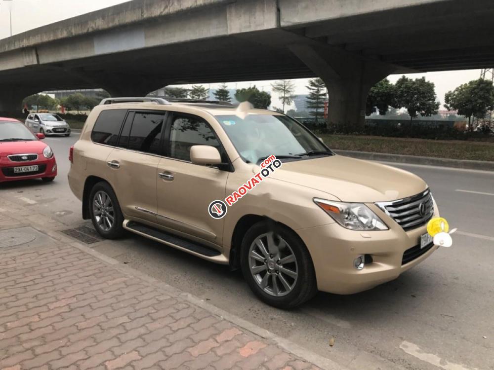 Cần bán xe Lexus LX 570 năm 2009, màu vàng, nhập khẩu nguyên chiếc-3