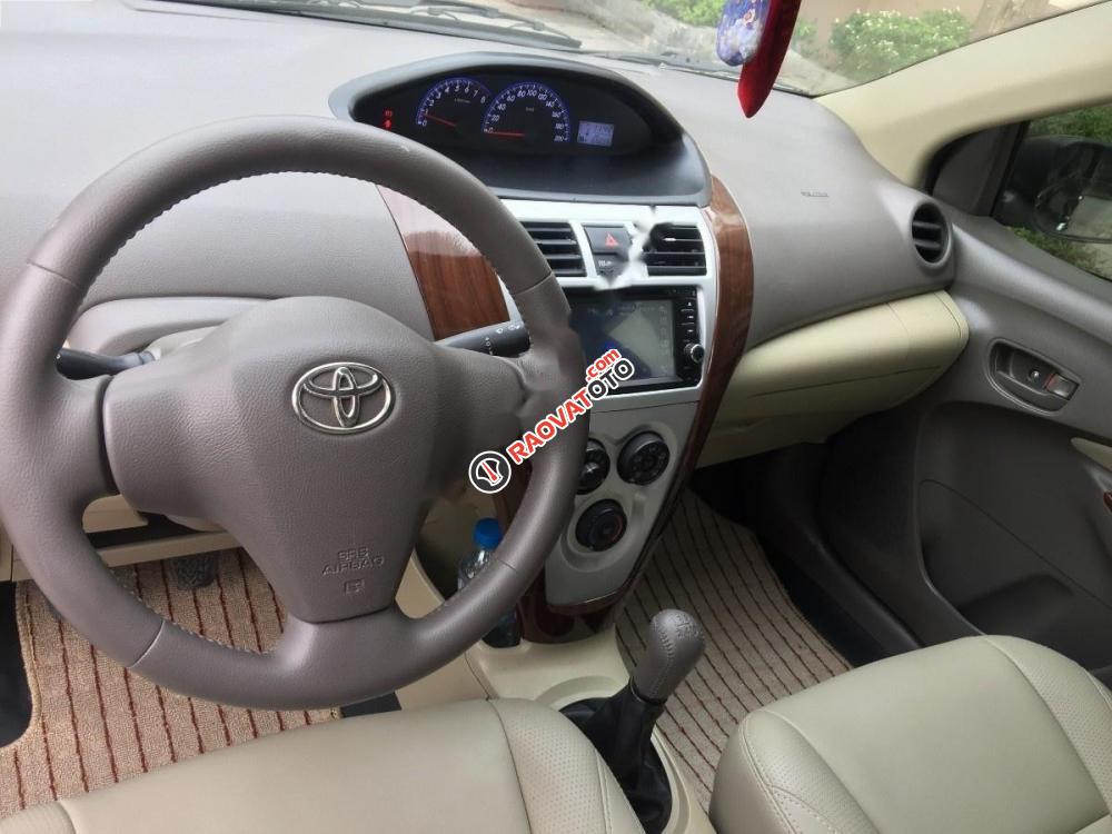 Cần bán xe Toyota Vios 1.5E đời 2012, màu đen xe gia đình-8