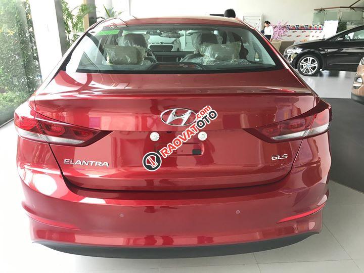 Bán Hyundai Elantra CKD 2018 màu đỏ, giá nét, giao xe ngay, KM đầy đủ-2