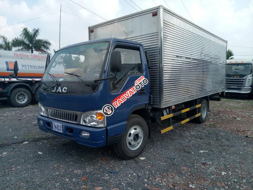 Bán xe tải JAC 5 tấn, giá 425 triệu thùng bạt, kín Thái Bình 0964674331-3