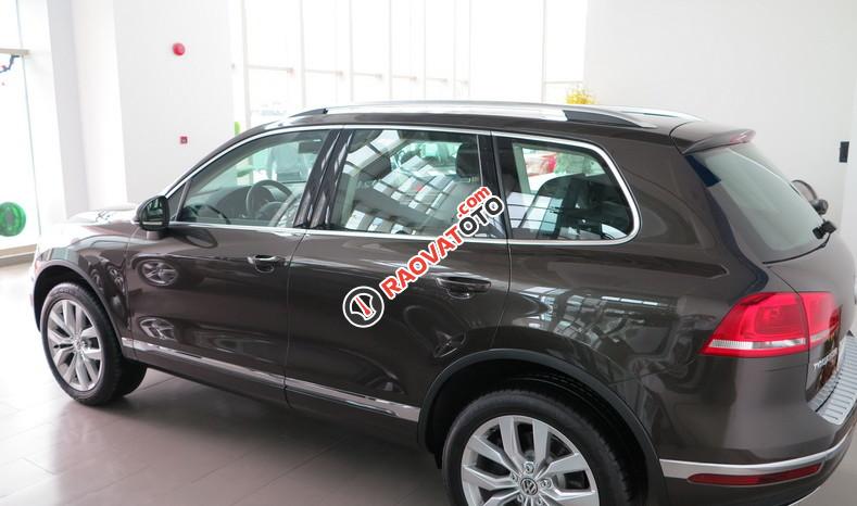 VW-Volkswagen Touareg mạnh mẽ, bền bỉ đầy cuốn hút hấp dẫn - LH 0915.999.363-2