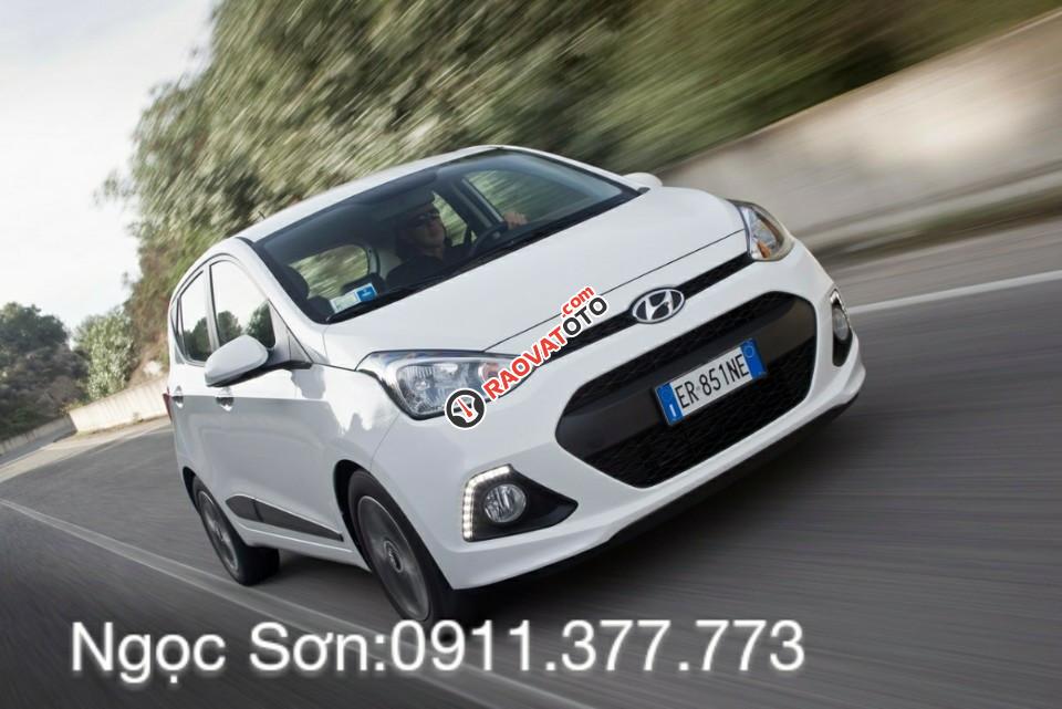 Cần bán xe Hyundai Grand i10 mới, màu trắng - LH Ngọc Sơn: 0911.377.773-21