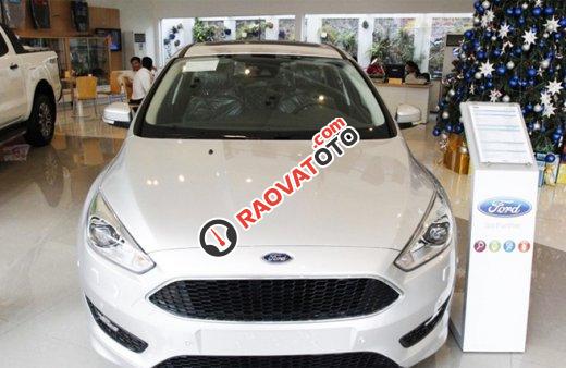 Liên hệ: 0908869497 -Bán Ford Focus model 2018, mới 100%, giá tốt nhất, có xe giao ngay đủ màu, hỗ trợ trả góp đến 80%-3