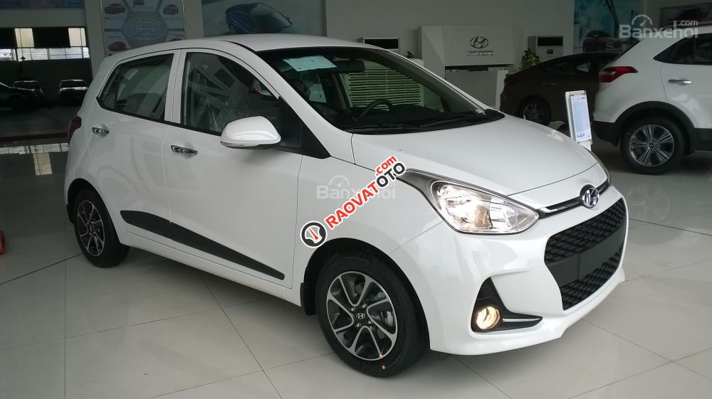 Bán ô tô Hyundai Grand i10 đời 2017, màu trắng, giá chỉ từ 309tr-1