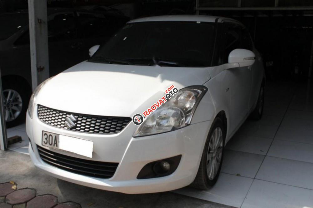 Bán ô tô Suzuki Swift 1.4AT đời 2014, màu trắng số tự động-0