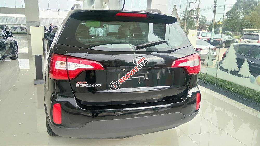 Bán xe Kia Sorento GAT đời 2018, màu đen hỗ trợ trả góp, LH 0989.240.241-2