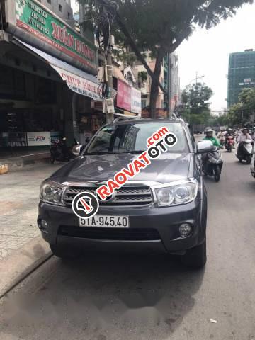 Bán Toyota Fortuner đời 2010 số sàn, giá 650tr-0