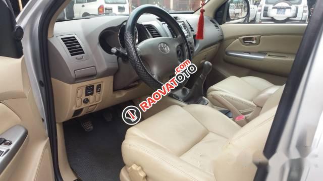 Xe Toyota Fortuner 2.5G MT đời 2012 xe gia đình, 645tr-3