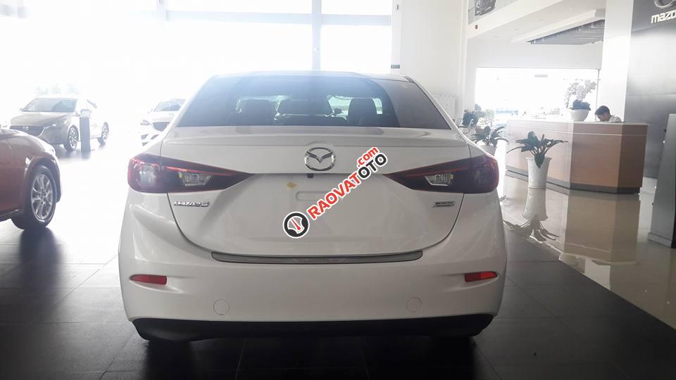 Mazda Bình Phước - Bán xe Mazda 3 phiên bản mới 2018- LH: 0938.907.837-3