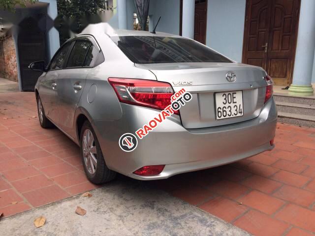 Chính chủ bán xe Toyota Vios 2016, màu bạc-4