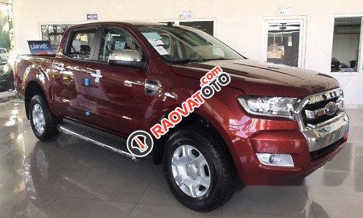 Bán Ford Ranger XLT màu đỏ mận, màu mới giá siêu hấp dẫn-1