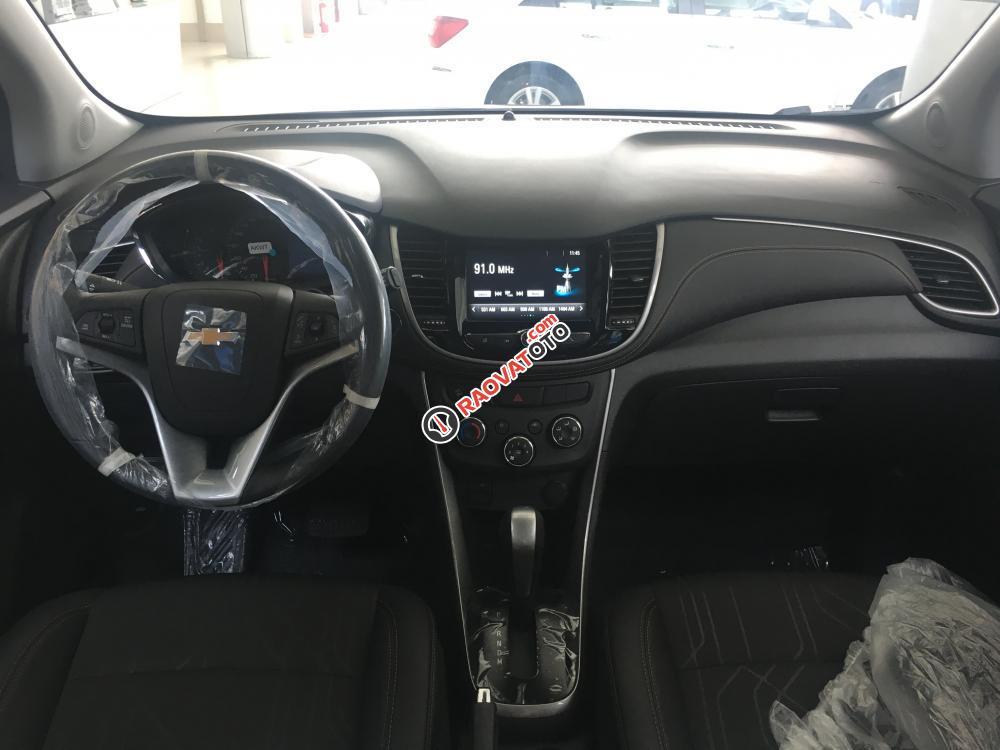 Chevrolet Trax 1.4L Turbo 2017, nhập khẩu nguyên chiếc, xe đủ màu, xe giao liền, hỗ trợ vay lãi suất thấp-6