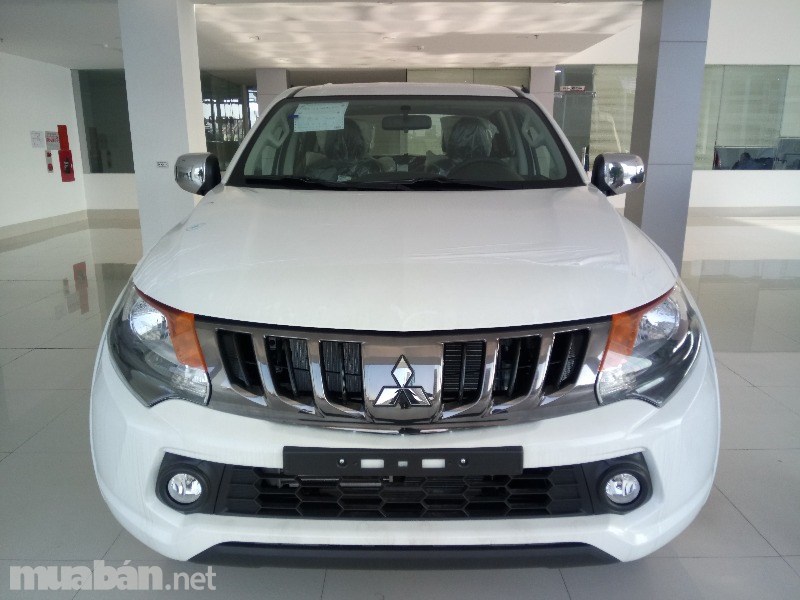 Bán ô tô Mitsubishi Triton đời 2017, màu trắng, nhập khẩu Thái Lan, 589tr-0