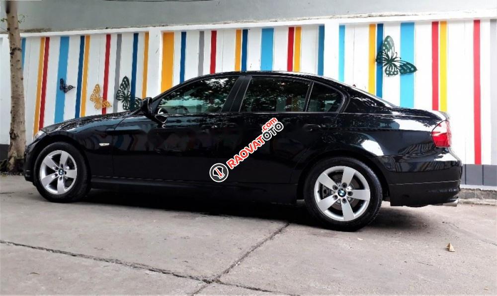 Bán BMW 3 Series 320i đời 2010, màu đen, nhập khẩu nguyên chiếc số tự động, giá 590tr-3