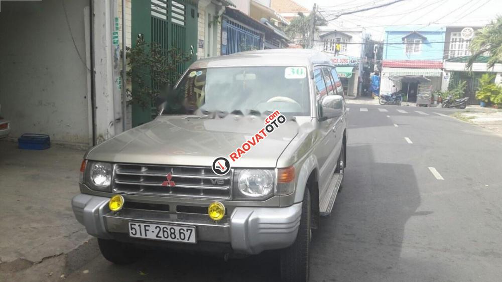 Bán xe Mitsubishi Pajero năm 2006, màu xám chính chủ-1