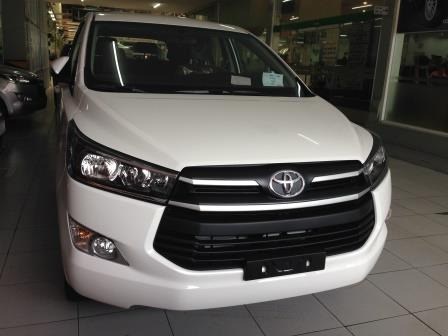 Bán ô tô Toyota Innova đời 2017, màu bạc, nhập khẩu chính hãng-5