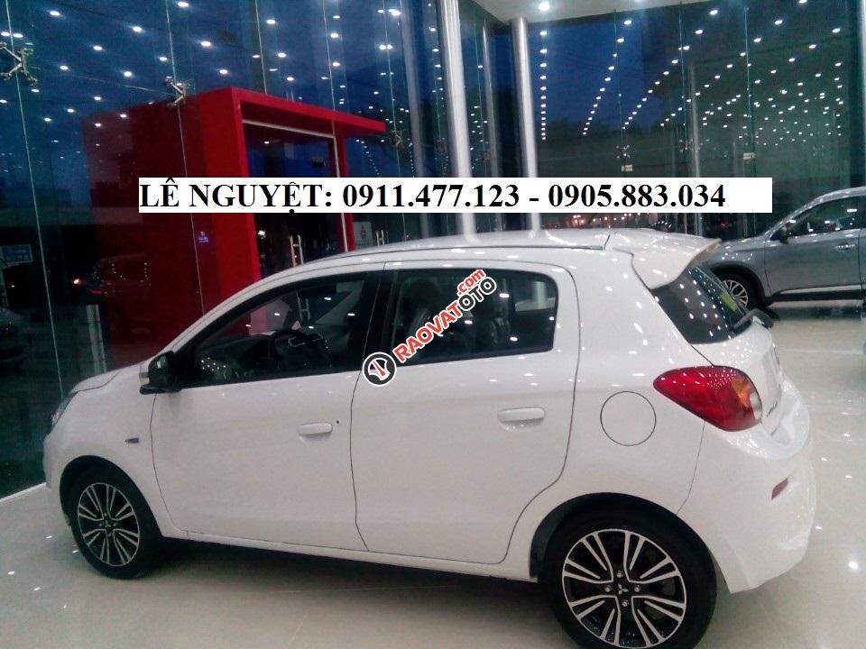 Cần bán Mitsubishi Mirage, màu trắng, xe nhập, hỗ trợ trả góp 90% xe-0