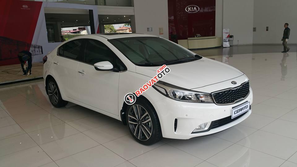 Kia Cerato 1.6, trả góp 80 % chứng minh tài chính miễn phí, 0912811858-0