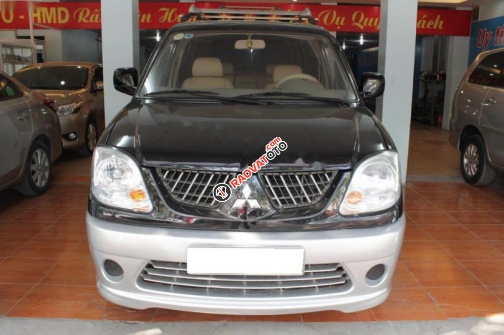 Cần bán lại xe Mitsubishi Jolie đời 2004, màu đen số sàn-1