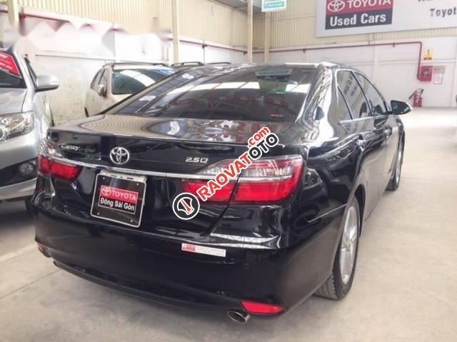 Bán xe Toyota Camry 2.5Q đời 2015, màu đen-2