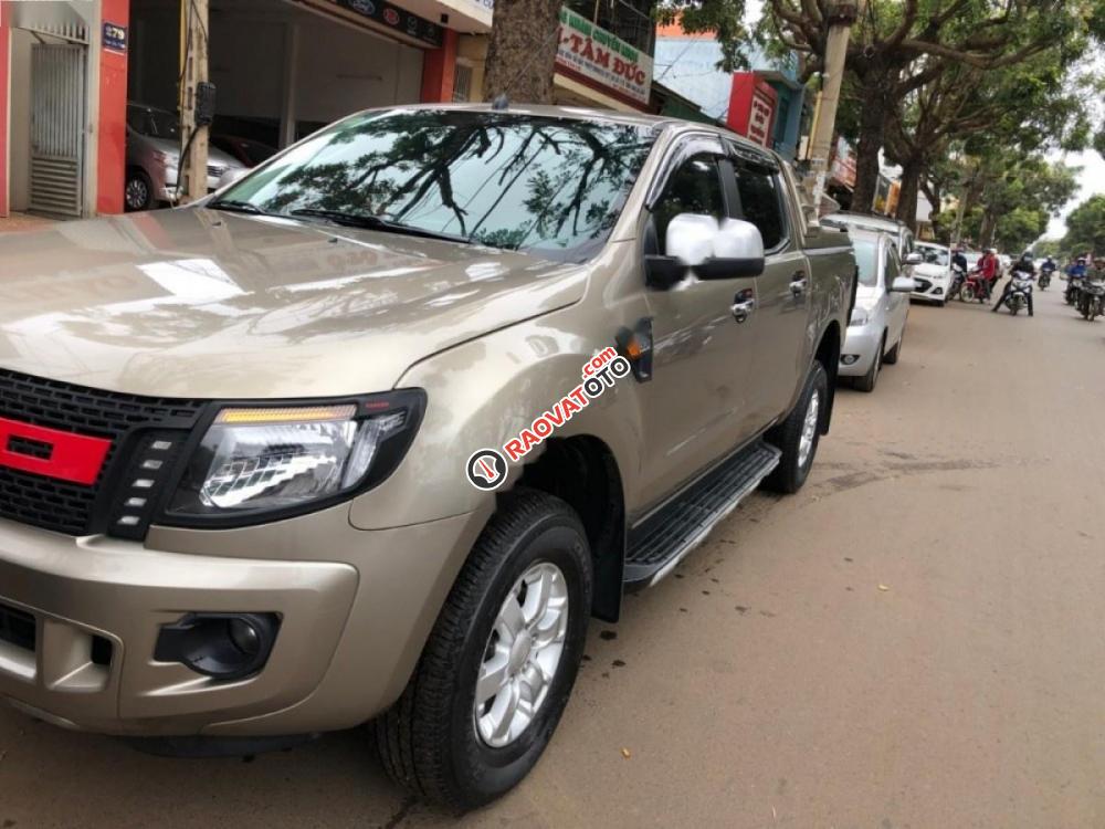 Cần bán gấp Ford Ranger XLS AT sản xuất 2015, xe nhập, giá chỉ 560 triệu-2