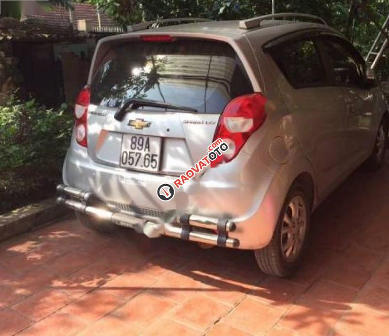 Cần bán gấp Chevrolet Spark LTZ 1.0 AT Zest đời 2015, màu bạc -4