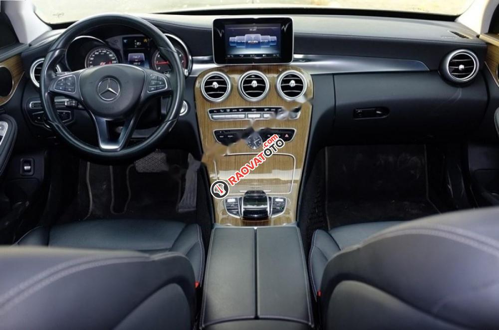 Bán ô tô Mercedes C250 Exclusive đời 2016, màu đen-8