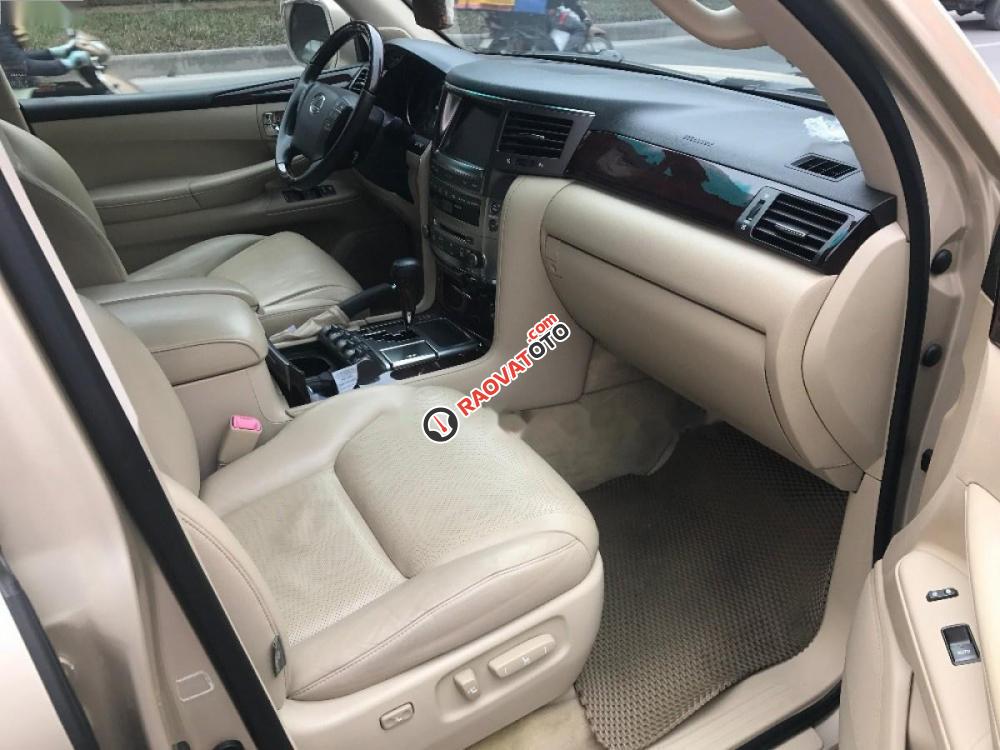 Cần bán xe Lexus LX 570 năm 2009, màu vàng, nhập khẩu nguyên chiếc-8