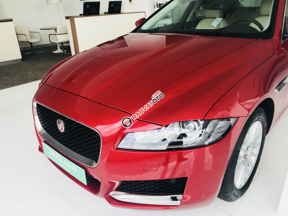 Jaguar XF Pure, xe nhập Anh, phân khúc Mercedes E-Class, BMW 5 Series & Audi A6 - Đừng bỏ lỡ-3