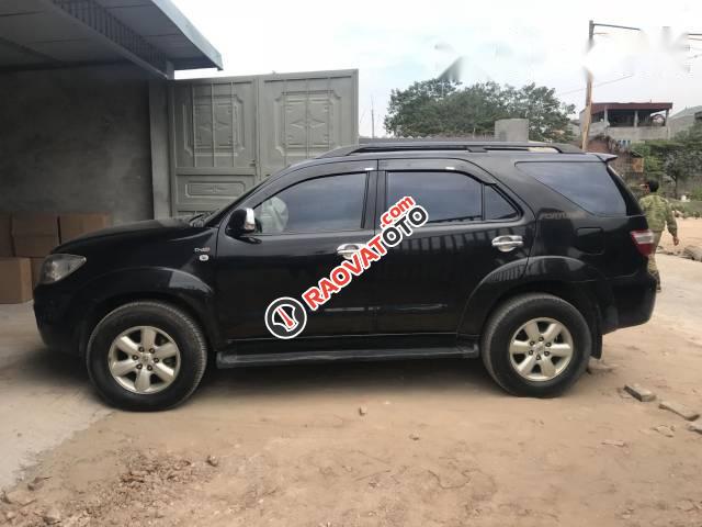 Bán ô tô Toyota Fortuner năm 2010, màu đen số sàn-4