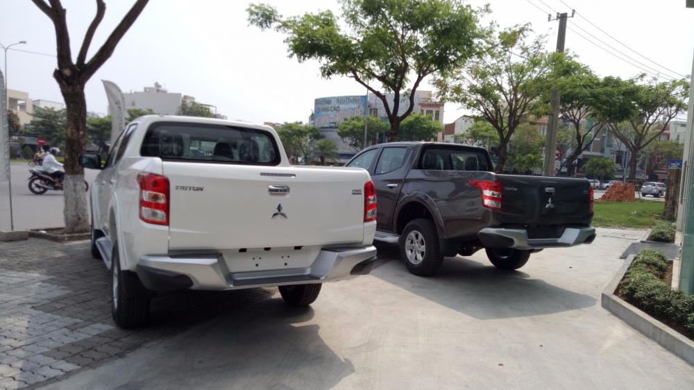 Bán Mitsubishi Triton đời 2017, màu trắng, nhập khẩu chính hãng, giá tốt-9