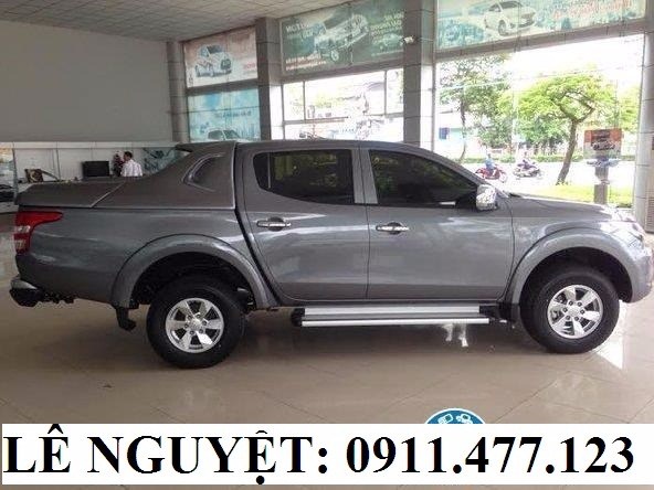 Cần bán Mitsubishi Triton đời 2017, màu bạc, xe nhập-7