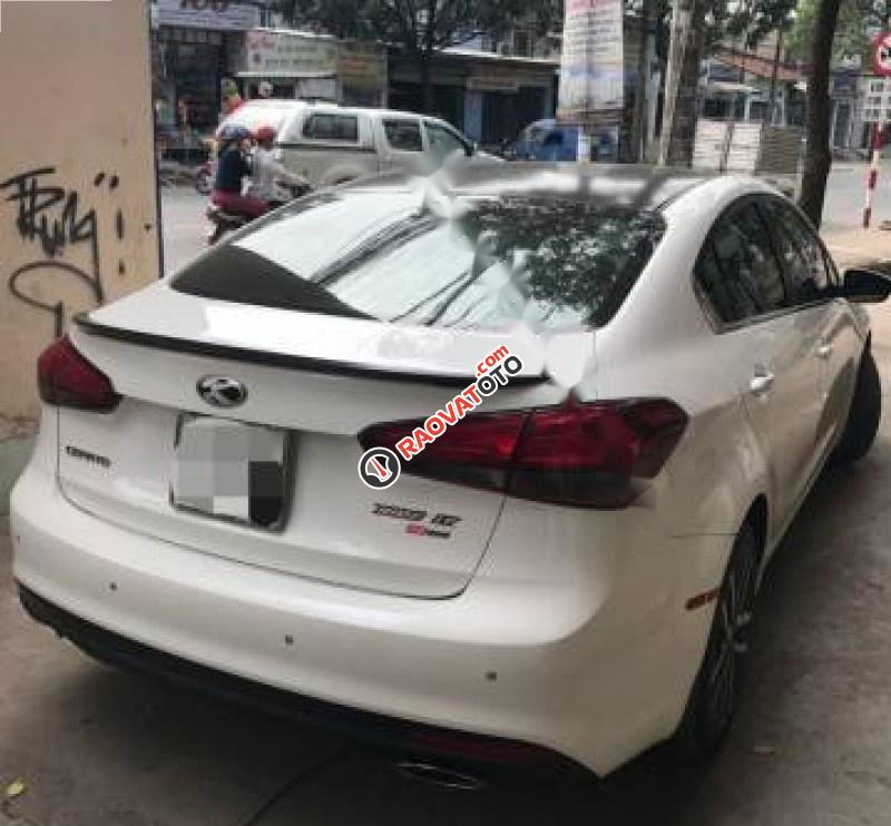 Cần bán lại xe Kia Cerato 2016, màu trắng, giá chỉ 598 triệu-2